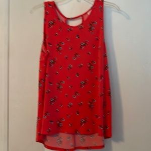Kaileigh coral colored sleeveless shirt